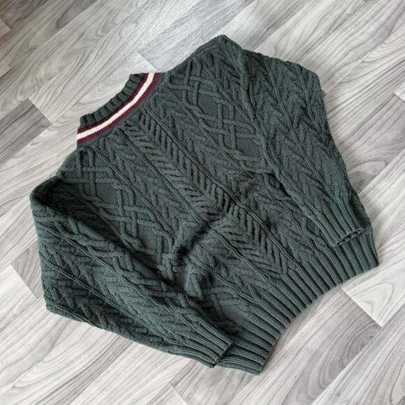 Vintage Regatta Sport Green Cable Knit V-Neck Sweater, XL — Old Money Style - Picture 4 of 7